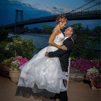 Giando on the Water Restaurant - Italian Near Me - Brooklyn, New York