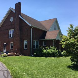 Newhouse Family Inn - Newhouse Family Inn