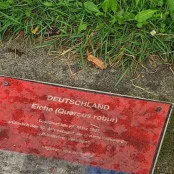 Sigmund-Freud-Park - Parks Near Me - Vienna, 9