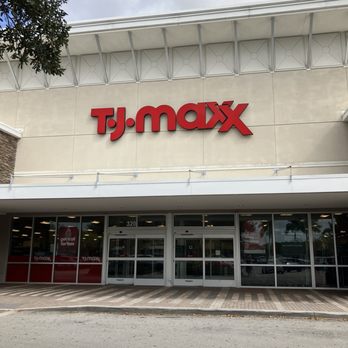 TJ MAXX - Outside - Department Stores Near Me - West Palm Beach, Florida