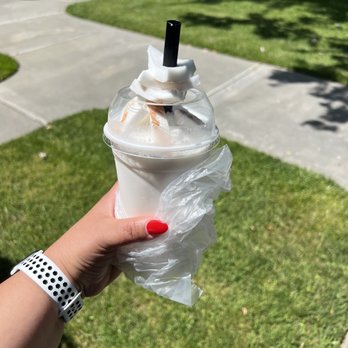 Cascada Refrescante - Exotic coconut - Ice Cream & Frozen Yogurt Near Me - Buena Park, California Cascada Refrescante - Exotic coconut - Ice Cream & Frozen Yogurt Near Me - Buena Park, California