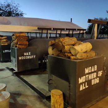 Caldwell County BBQ - Three 1,000 Gallon Smokers! - Barbeque Near Me - Gilbert, Arizona Caldwell County BBQ - Three 1,000 Gallon Smokers! - Barbeque Near Me - Gilbert, Arizona