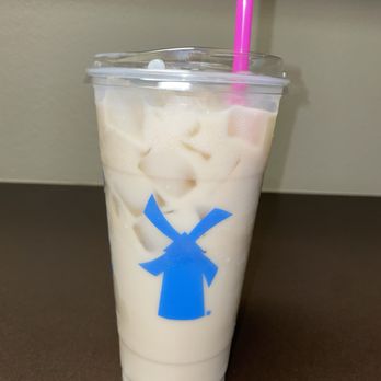 Dutch Bros Coffee - Iced Horchata Chai Latte with oat milk - Juice Bars & Smoothies Near Me - Scottsdale, Arizona