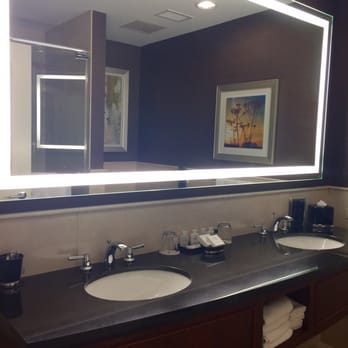 JW Marriott Chicago - Awesome bathroom! - Hotels Near Me - Chicago, Illinois