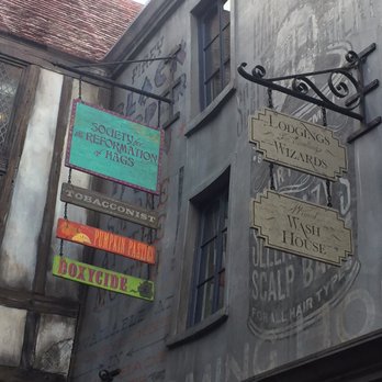 Universal Studios Florida - Amusement Parks Near Me - Orlando, Florida