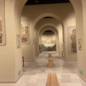 Muzeum Narodowe - Art Museums Near Me - Warsaw, MZ