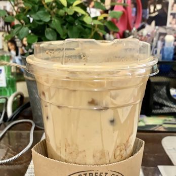 Sixth Street Coffee - Honey con Canela - Coffee & Tea Near Me - Coachella, California Sixth Street Coffee - Honey con Canela - Coffee & Tea Near Me - Coachella, California