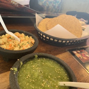 Los Magueyes - Authentic salsa with, ceviche and homemade tortillas chips - Seafood Near Me - Burbank, Illinois