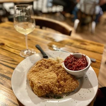 Checkers Old Munchen - Veal Schnitzel, Mashed Potatoes, Red Cabbage - American Near Me - Pompano Beach, Florida Checkers Old Munchen - Veal Schnitzel, Mashed Potatoes, Red Cabbage - American Near Me - Pompano Beach, Florida