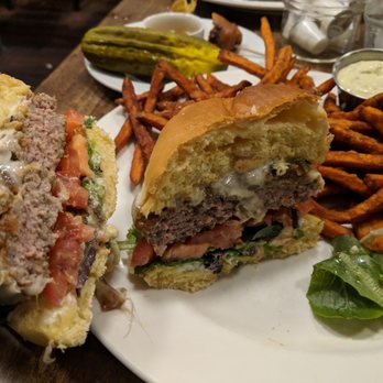 Jam Cafe on Beatty - Breakfast & Brunch Near Me - Vancouver, British Columbia Jam Cafe on Beatty - Breakfast & Brunch Near Me - Vancouver, British Columbia