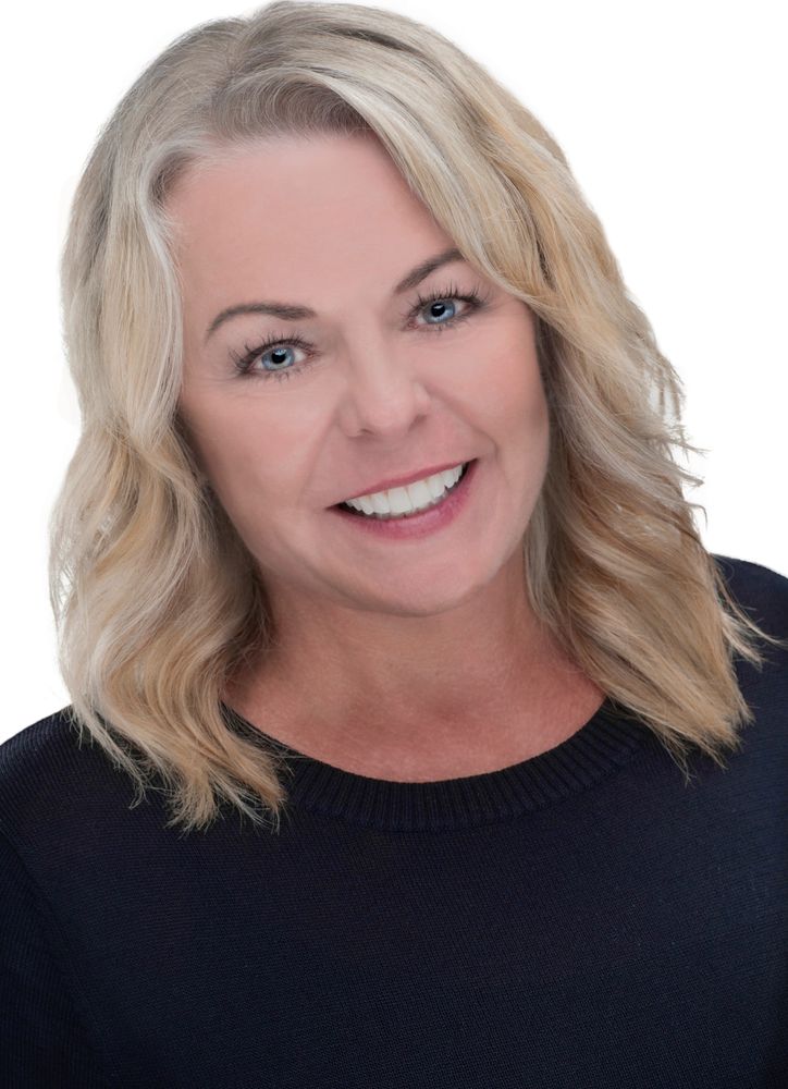 LYNNE SANDERS REALTOR Updated August 2024 Contact Agent 18425