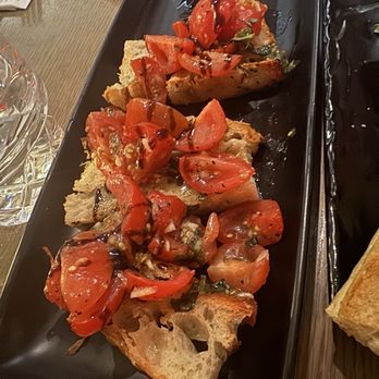 Portofino - Bruschetta - Italian Near Me - Quebec City, Quebec Portofino - Bruschetta - Italian Near Me - Quebec City, Quebec