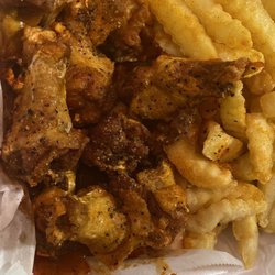 Wings & Seafood - 10 pc. & fries  If I or a person ask for wet or extra sauce it should be that  It's going to be paid for!!