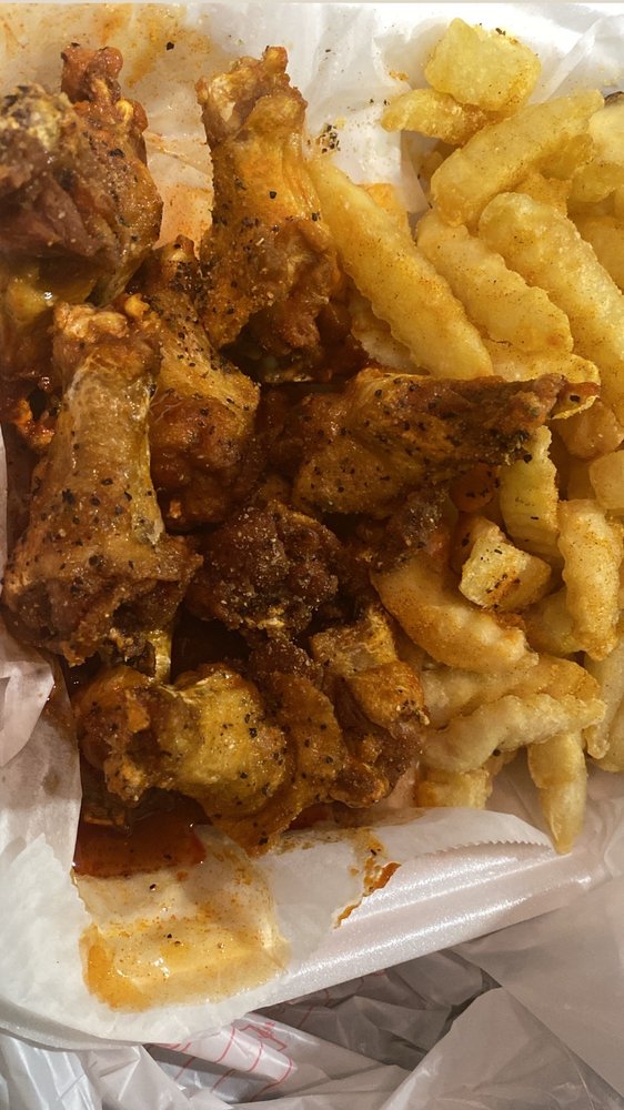 WINGS & SEAFOOD Updated October 2024 13 Reviews 6977 Concourse