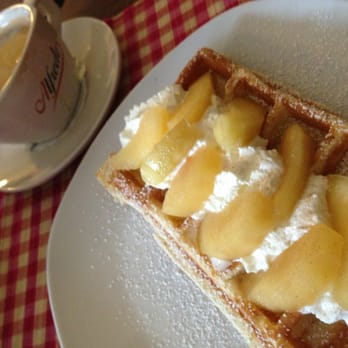 Lachmann's - Waffeln mit Apfel-Zimt Scheiben - sehr zu empfehlen! - Waffles Near Me - Berlin, BE Lachmann's - Waffeln mit Apfel-Zimt Scheiben - sehr zu empfehlen! - Waffles Near Me - Berlin, BE
