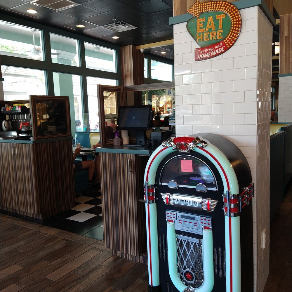 Downtown Diner - Great decor. Touch of vintage but very modern! - Diners Near Me - Celebration, Florida Downtown Diner - Great decor. Touch of vintage but very modern! - Diners Near Me - Celebration, Florida