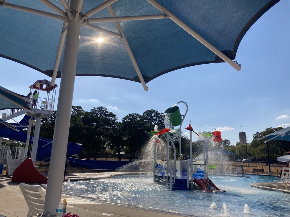 Marine Park Pool & Aquatic Center