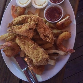 Big Sams Grill & Bar - Catfish - Sports Bars Near Me - Corpus Christi, Texas