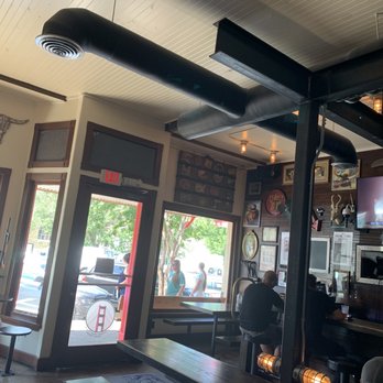 600 Degrees Pizzeria & Draft House - Bar area - Pizza Near Me - Georgetown, Texas 600 Degrees Pizzeria & Draft House - Bar area - Pizza Near Me - Georgetown, Texas