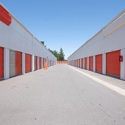 Exterior photo of Public Storage - Daly City, California Exterior photo of Public Storage - Daly City, California