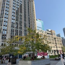 Chicago Tribune
