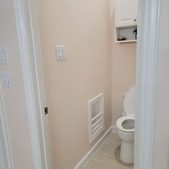 Elite Renovations - After pic of commode room - General Contractors Near Me - Richardson, Texas