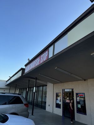 Cajun Crawfish Stop by null