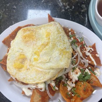 Tata's Cafe - Chilaquiles Rojos - Breakfast & Brunch Near Me - Hawthorne, California Tata's Cafe - Chilaquiles Rojos - Breakfast & Brunch Near Me - Hawthorne, California