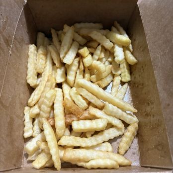 New York Deli - I did eat some of these but for $6 I expected more fries. - Pizza Near Me - Cambridge, Maryland