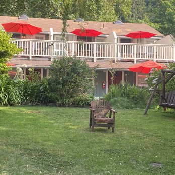 Inn on the Russian River - Part of the grounds. - Hotels Near Me - Monte Rio, California Inn on the Russian River - Part of the grounds. - Hotels Near Me - Monte Rio, California