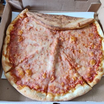 King's Pizza - Pizza Folded Pizza - Pizza Near Me - Fogelsville, Pennsylvania King's Pizza - Pizza Folded Pizza - Pizza Near Me - Fogelsville, Pennsylvania