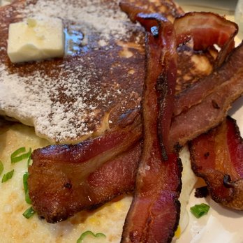 Red House Cafe - Classic Country Breakfast - Breakfast & Brunch Near Me - Pacific Grove, California Red House Cafe - Classic Country Breakfast - Breakfast & Brunch Near Me - Pacific Grove, California