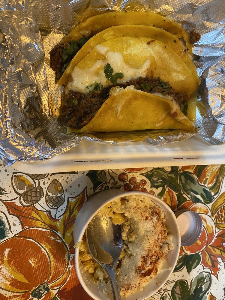 Food from Spicy Streats *El Pinguino*