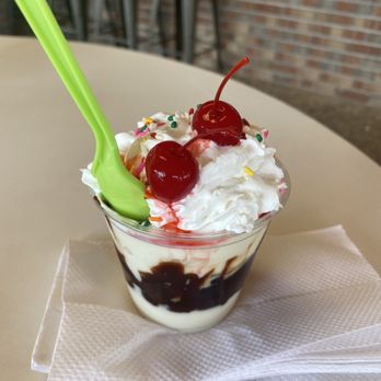 Frosty Mug - brownie sunday with sprinkles and cherries - Burgers Near Me - Wiggins, Mississippi