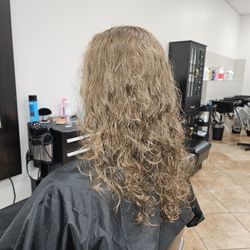 Arizona Hair - Tempe - Cascading curls.  Beautiful layers!