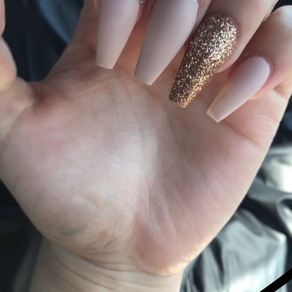 We Nails - Waxing Near Me - Northridge, California