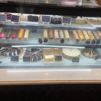Paris Banh MI - Dessert case - Vietnamese Near Me - Columbia, South Carolina Paris Banh MI - Dessert case - Vietnamese Near Me - Columbia, South Carolina
