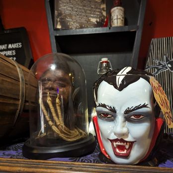 Boutique du Vampyre - Interior - Jewelry Near Me - New Orleans, Louisiana Boutique du Vampyre - Interior - Jewelry Near Me - New Orleans, Louisiana