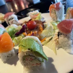 Rainbow Roll And Salad Combo