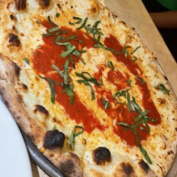 Numero 28 - 12 inch Margherita Pizza (12") perfect for appetizer tasting - Italian Near Me - Austin, Texas Numero 28 - 12 inch Margherita Pizza (12") perfect for appetizer tasting - Italian Near Me - Austin, Texas