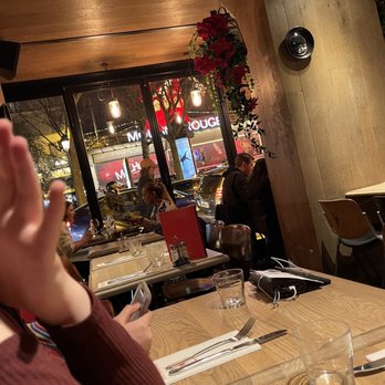 Rouge Bis - The view! - Brasseries Near Me - Paris, 75 Rouge Bis - The view! - Brasseries Near Me - Paris, 75