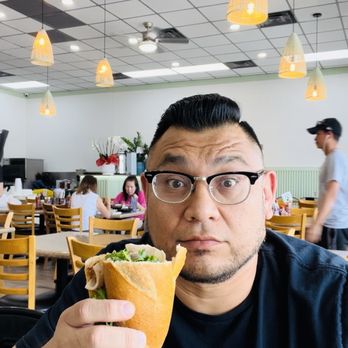 Van Bánh Mì and Phở - Bánh mì đặc biệt - Vietnamese Near Me - Houston, Texas Van Bánh Mì and Phở - Bánh mì đặc biệt - Vietnamese Near Me - Houston, Texas
