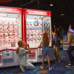 Round1 Bowling & Arcade - Danbury