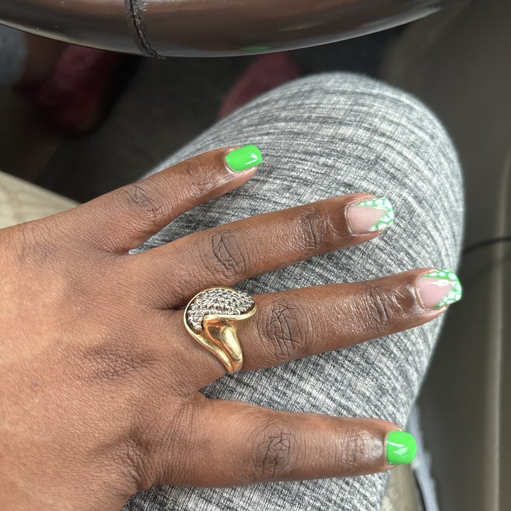 Vo5 - Nail Salons Near Me - Dublin, Georgia Vo5 - Nail Salons Near Me - Dublin, Georgia