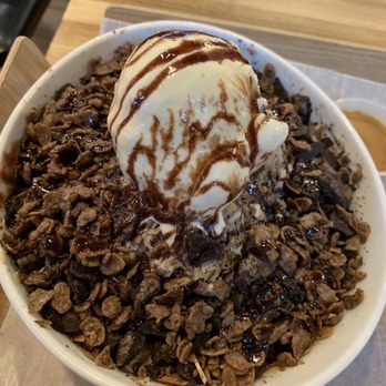 Hansel & Gretel Bakery Cafe - Oreo Coffee Bing Soo - Bakeries Near Me - Suwanee, Georgia