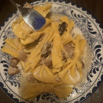 Dimmi Dimmi Corner Italian - FARFALLE ALFREDO - Italian Near Me - Chicago, Illinois