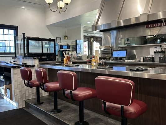 Hob Nob Hill by null