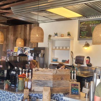 Looney Bean Coffee - Coffee & Tea Near Me - Mammoth Lakes, California Looney Bean Coffee - Coffee & Tea Near Me - Mammoth Lakes, California