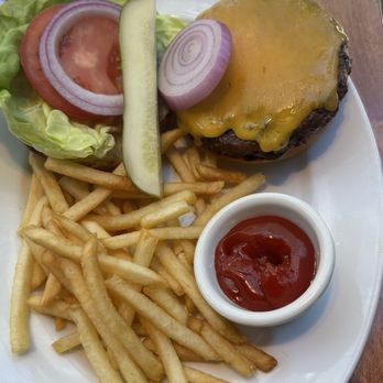 Left Bank Menlo Park - CHEDDAR CHEESEBURGER - French Near Me - Menlo Park, California Left Bank Menlo Park - CHEDDAR CHEESEBURGER - French Near Me - Menlo Park, California
