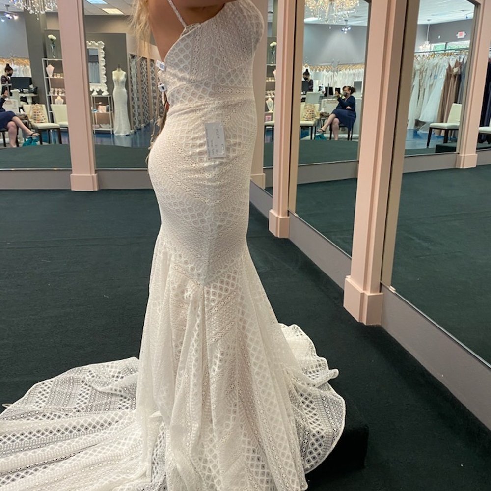 Lasting Bridal Couture - Beautiful! - Bridal Near Me - Addison, Texas Lasting Bridal Couture - Beautiful! - Bridal Near Me - Addison, Texas